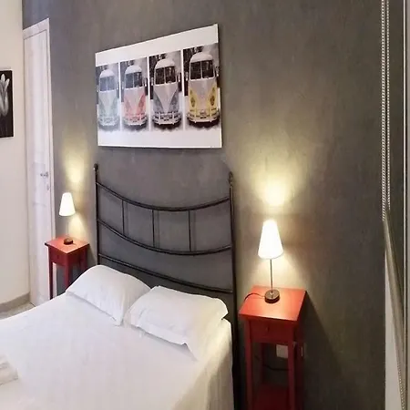 Residenza Del Turista 2* 카타니아